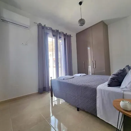 Dionysia Apartment